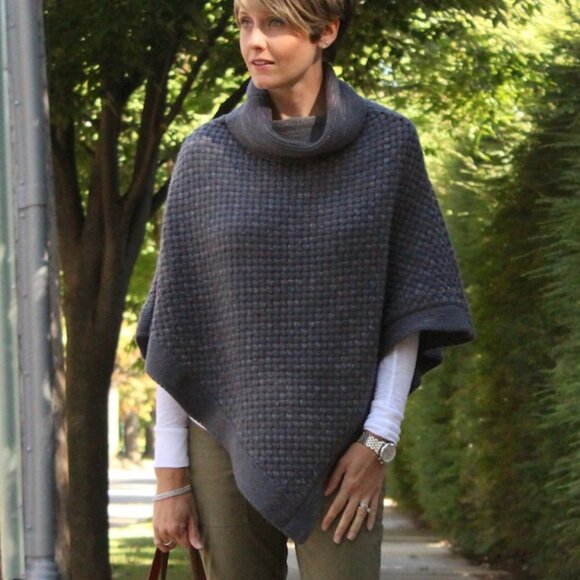 Steve Madden Gray Knit Poncho Sweater Cowl Neck One Size - Picture 1 of 9